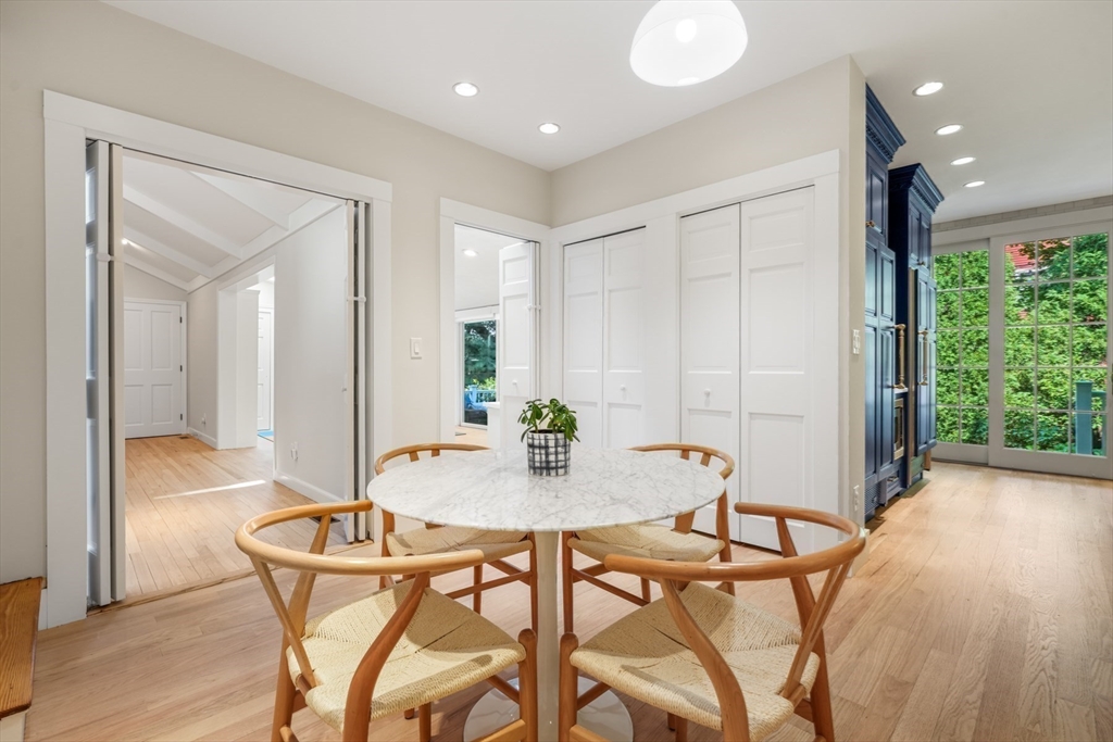 85 Williston Rd Brookline, MA 02445