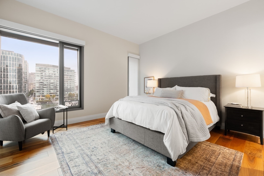 300 Pier 4th Blvd #7G Boston, MA 02210