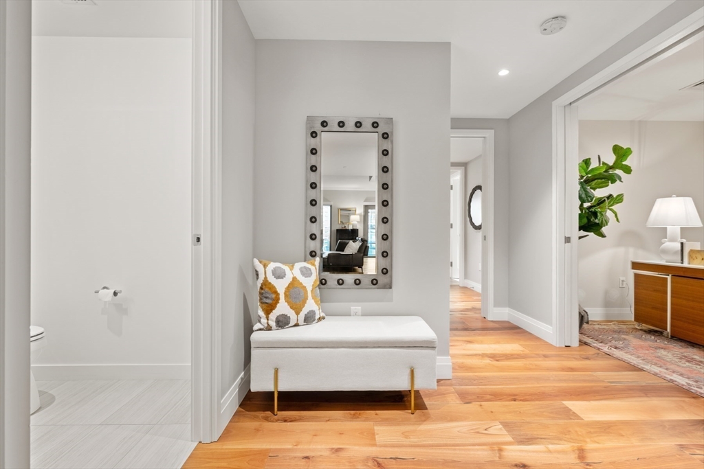 300 Pier 4th Blvd #7G Boston, MA 02210