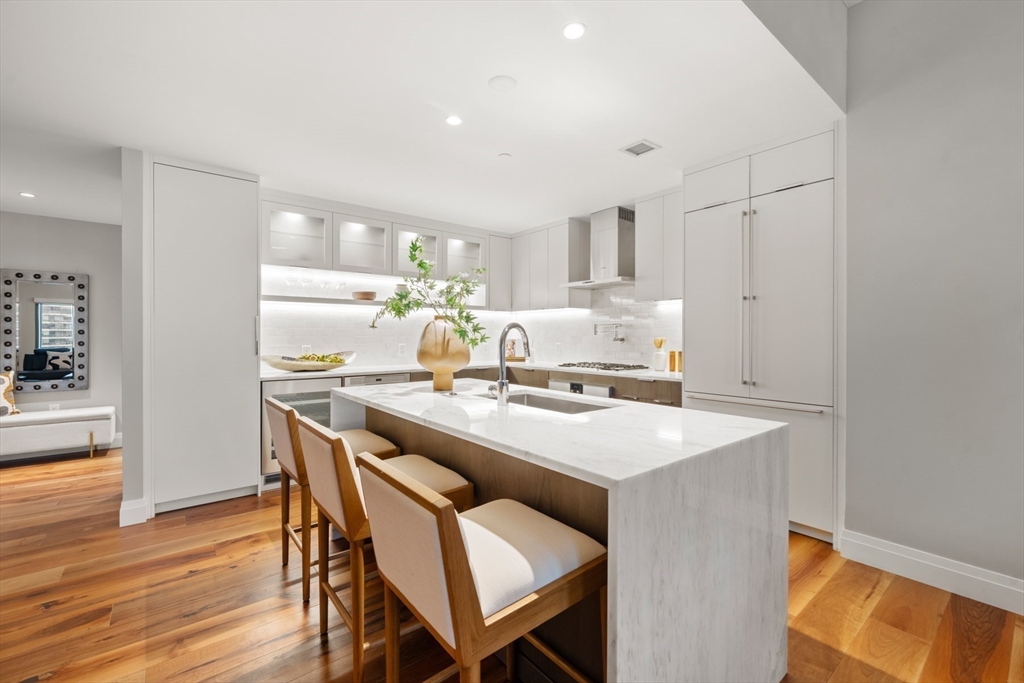 300 Pier 4th Blvd #7G Boston, MA 02210