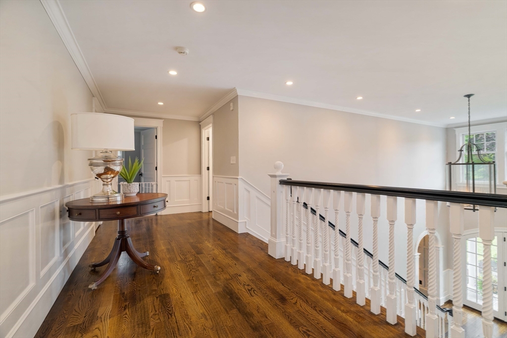 37 Forster Rd Manchester, MA 01944