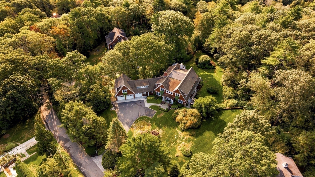 37 Forster Rd Manchester, MA 01944