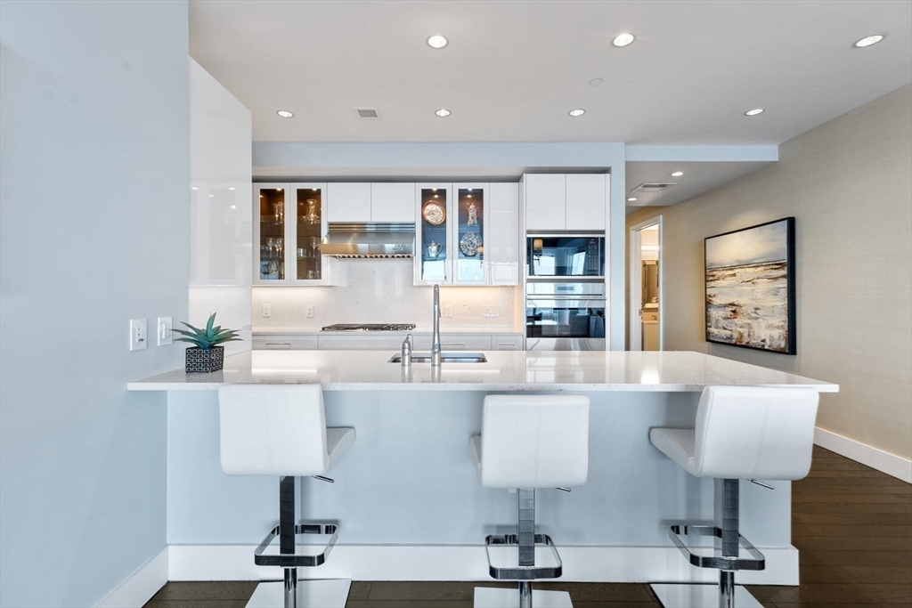 22 Liberty Dr #5D Boston, MA 02210