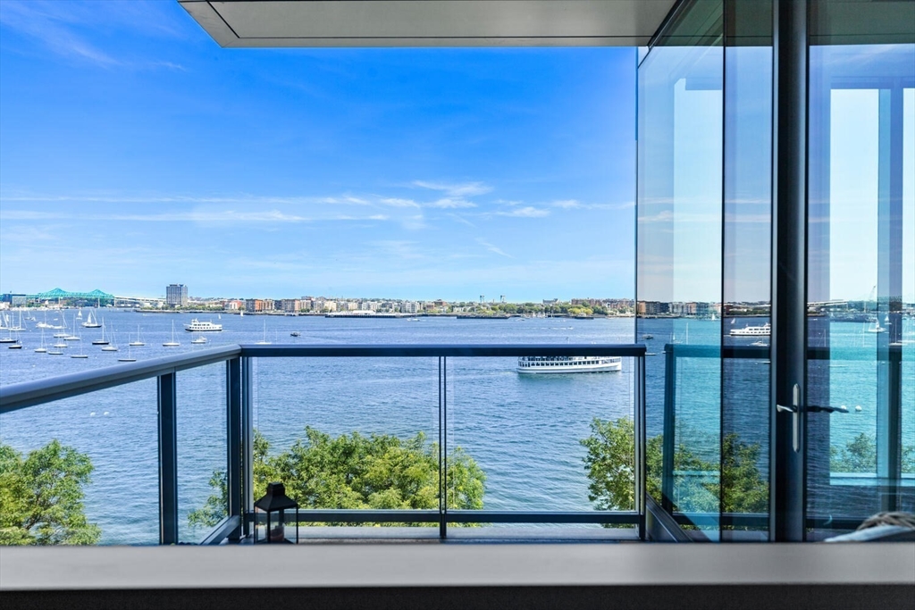 22 Liberty Dr #5D Boston, MA 02210