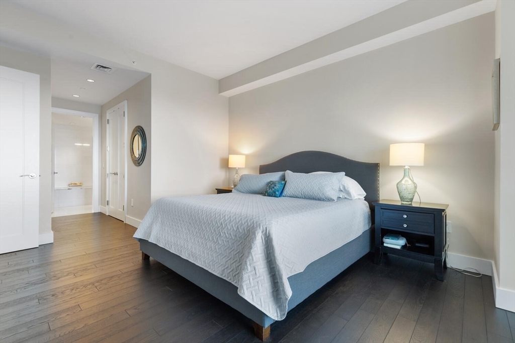 22 Liberty Dr #5D Boston, MA 02210