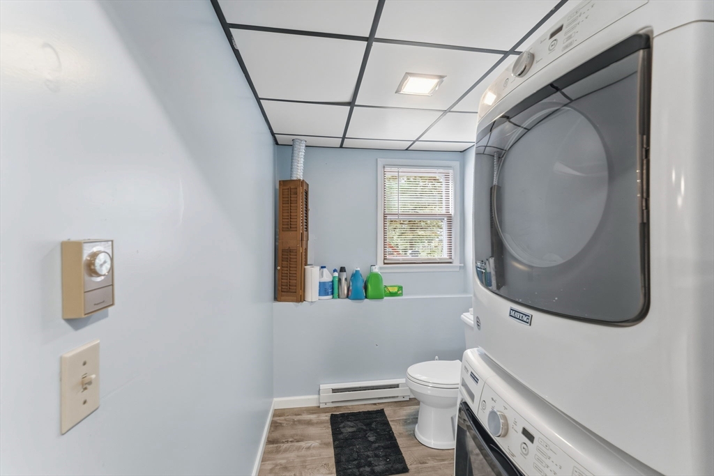 26 Wakefield Ave Webster, MA 01570