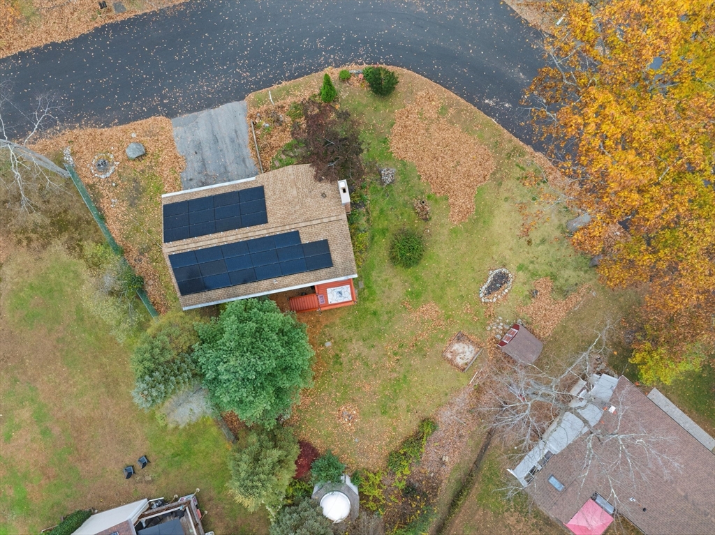 26 Wakefield Ave Webster, MA 01570