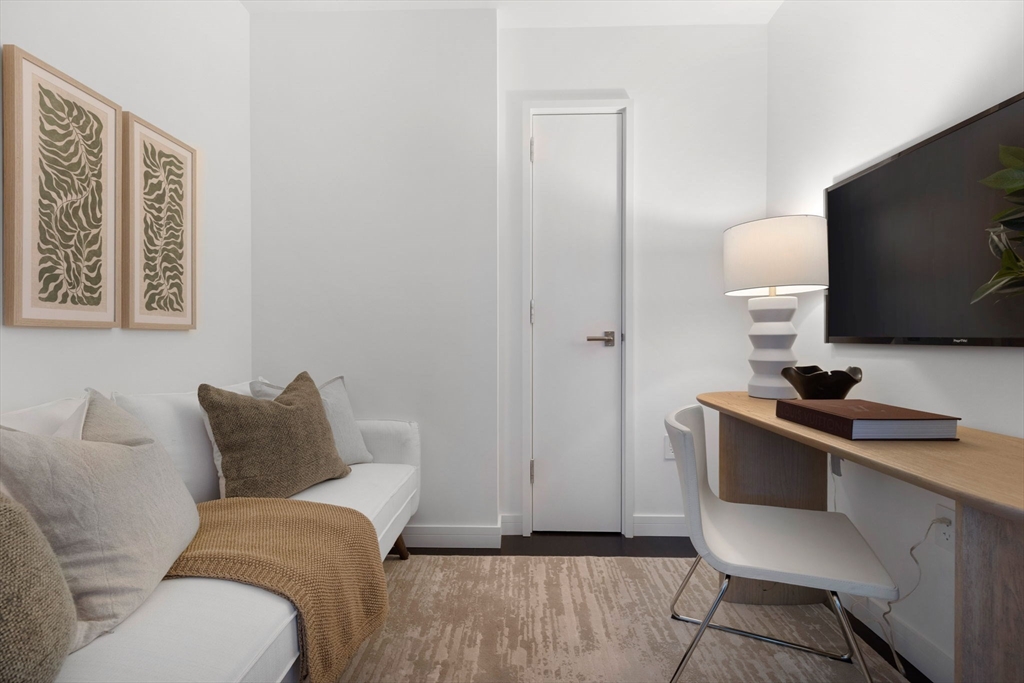 150 Seaport Blvd #B Boston, MA 02210