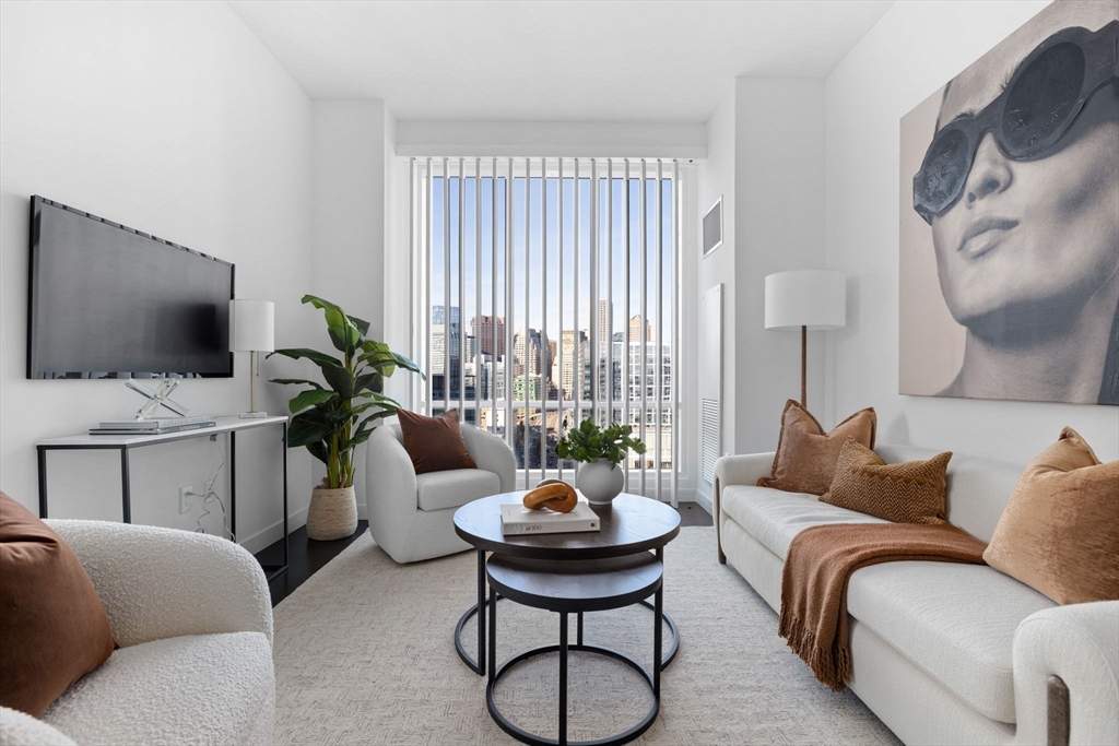 150 Seaport Blvd #B Boston, MA 02210