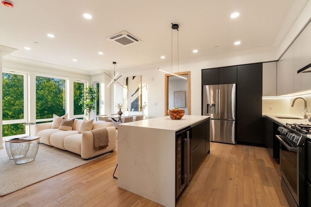 388 Washington St #101