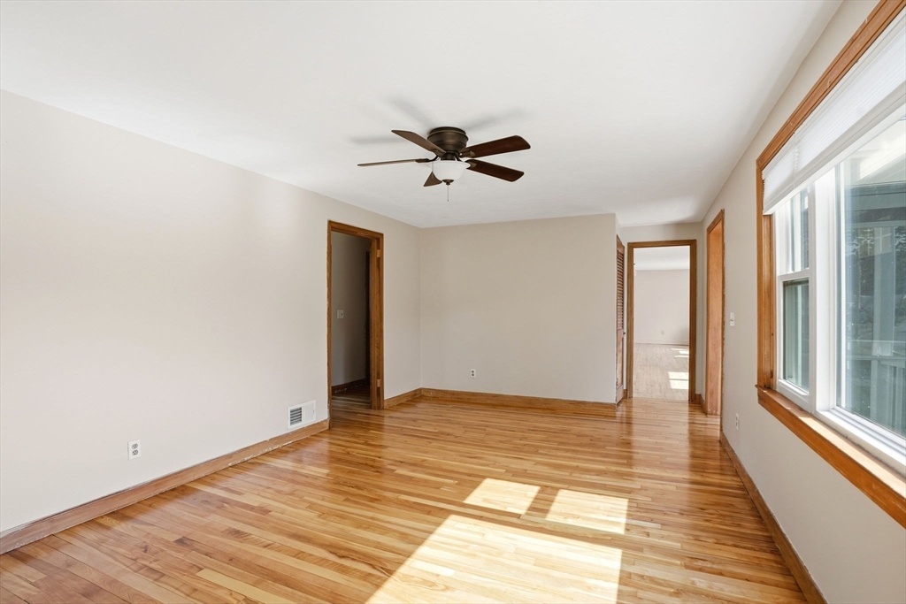 7 Beebe Ln Wakefield, MA 01880