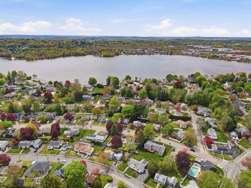 7 Beebe Ln Wakefield, MA 01880