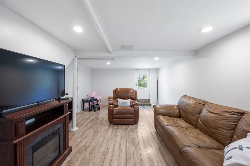 40 Lyman Rd Milton, MA 02186