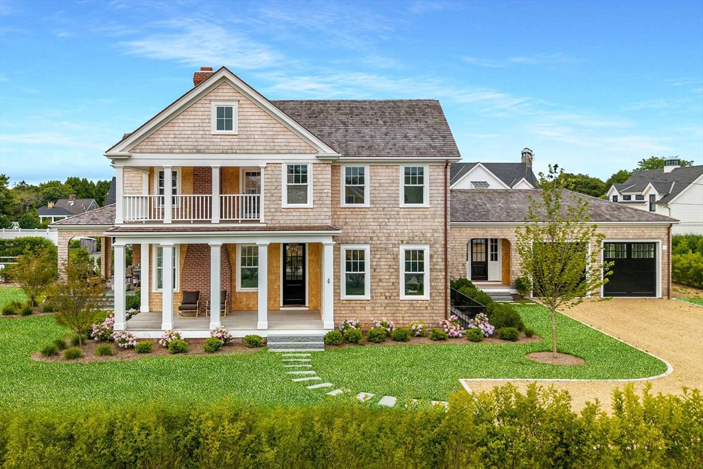 4 Somerset Ln Edgartown, MA 02539 4 Somerset Ln Edgartown, MA 02539