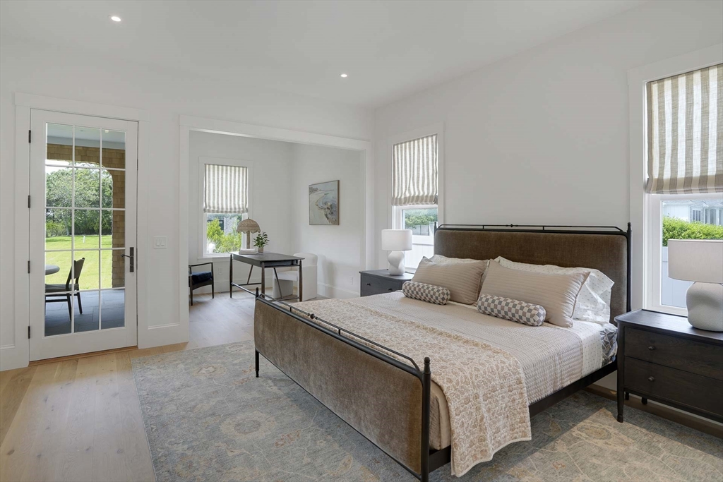 4 Somerset Ln Edgartown, MA 02539 4 Somerset Ln Edgartown, MA 02539