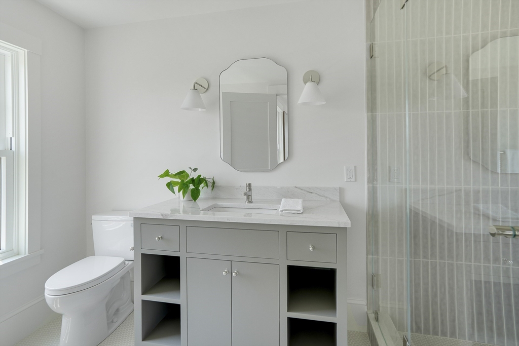 4 Somerset Ln Edgartown, MA 02539 4 Somerset Ln Edgartown, MA 02539