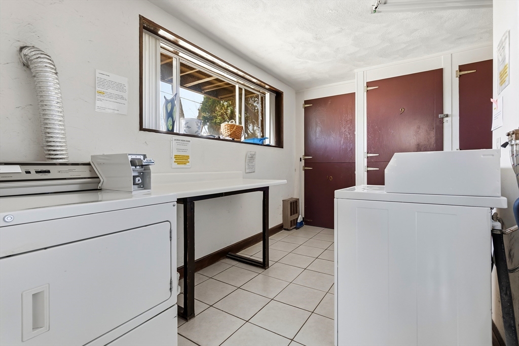 48 N Emerson St #1 Wakefield, MA 01880
