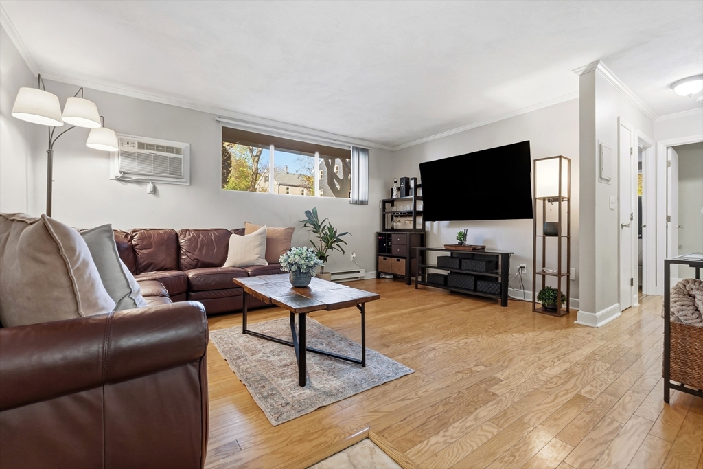 48 N Emerson St #1 Wakefield, MA 01880