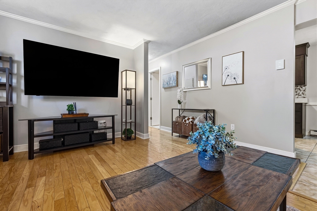 48 N Emerson St #1 Wakefield, MA 01880
