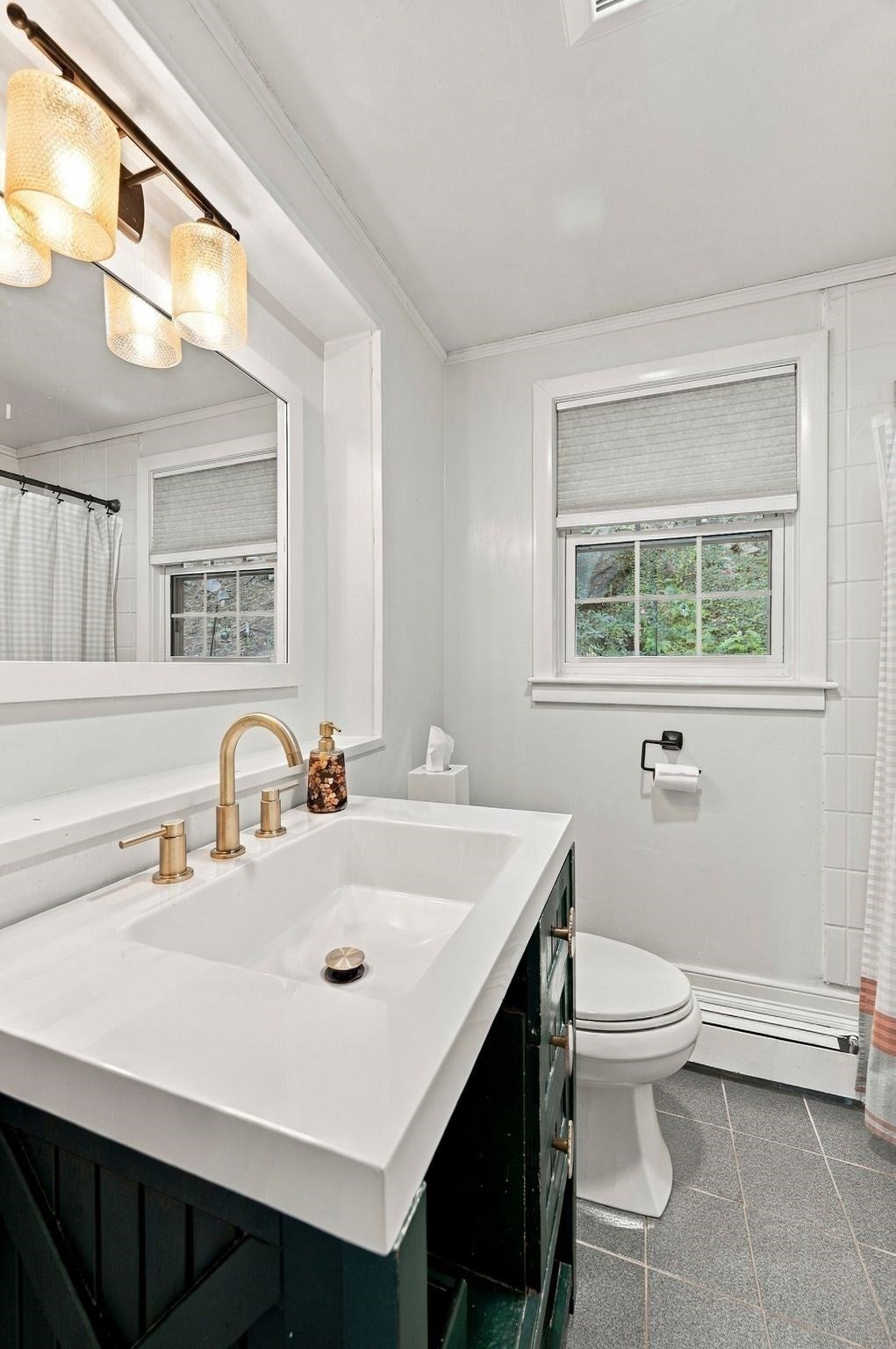 18 Frst St Wakefield, MA 01880
