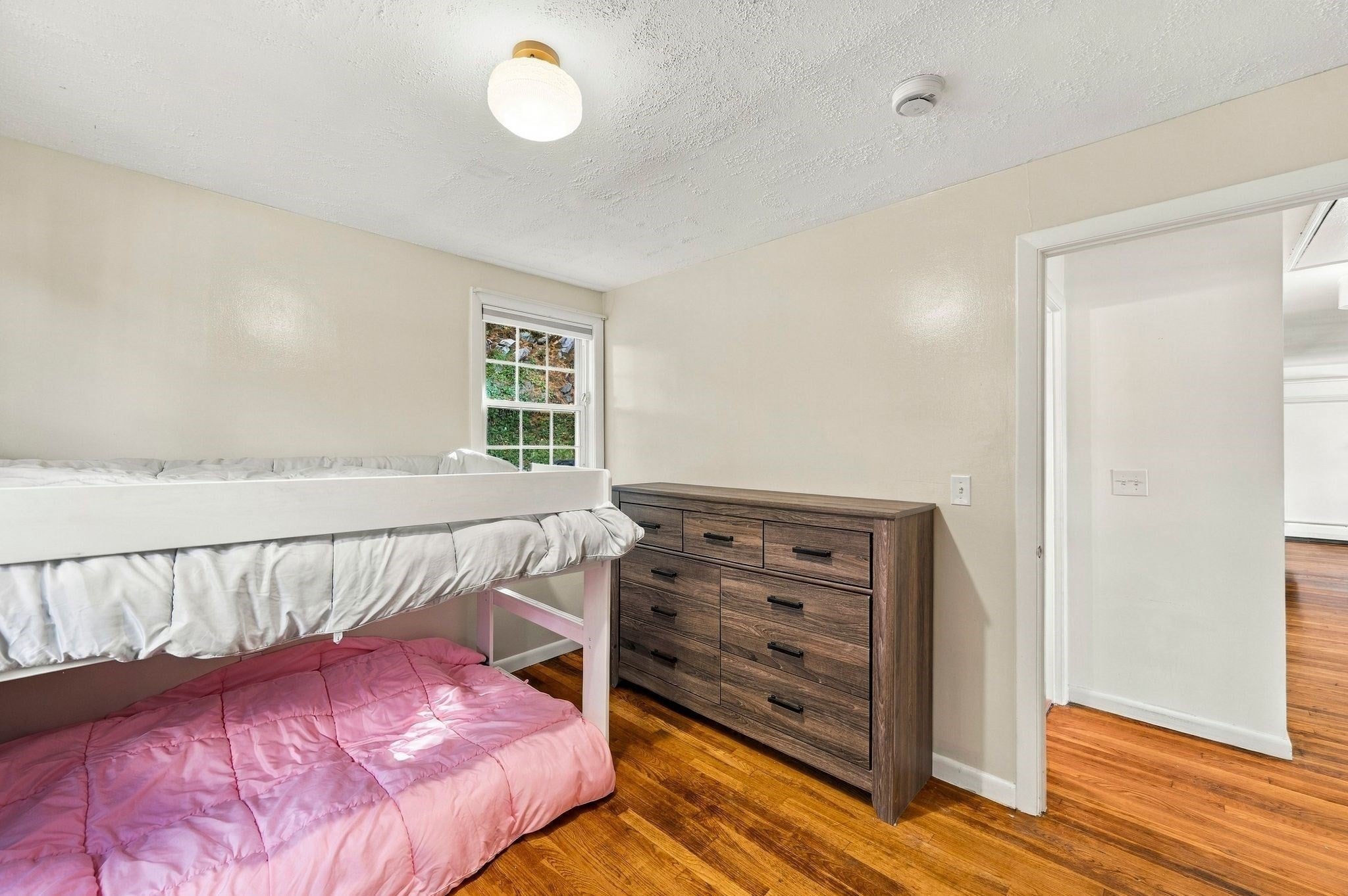 18 Frst St Wakefield, MA 01880
