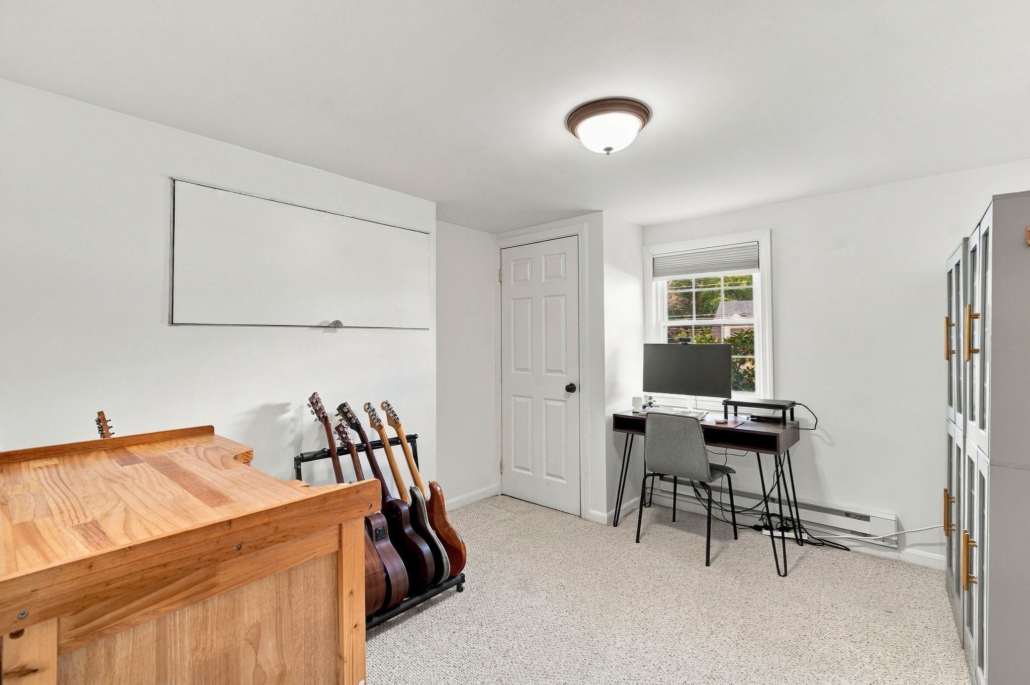 18 Frst St Wakefield, MA 01880