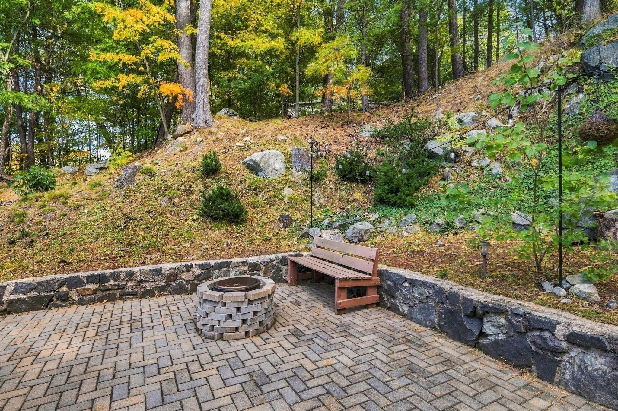 18 Frst St Wakefield, MA 01880