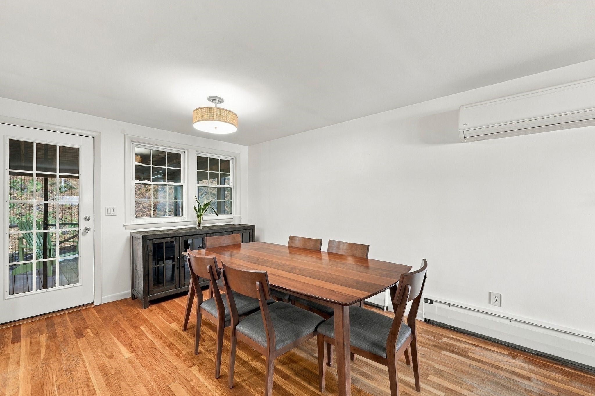 18 Frst St Wakefield, MA 01880