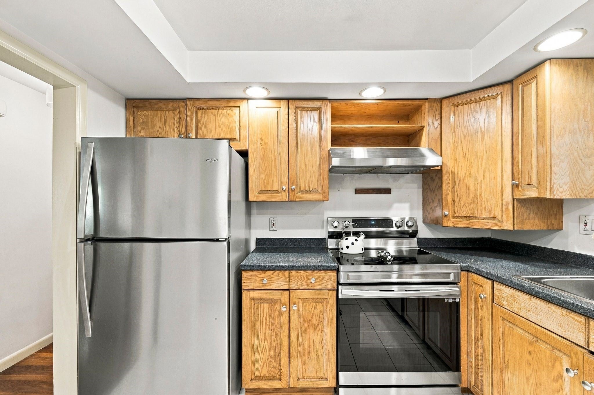 18 Frst St Wakefield, MA 01880