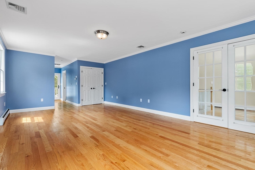4 Mcdonald Farm Rd Wakefield, MA 01880 4 Mcdonald Farm Rd Wakefield, MA 01880