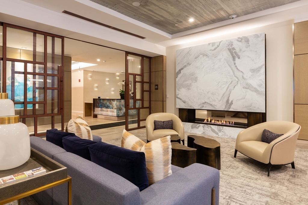 45 Temple St #306 Boston, MA 02114