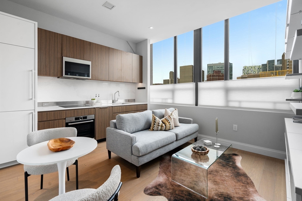 100 Shawmut Ave #205 Boston, MA 02118