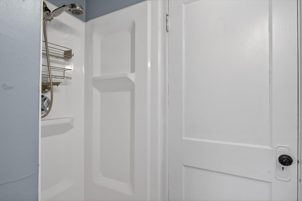 306 Edge Hl Rd #R Milton, MA 02186