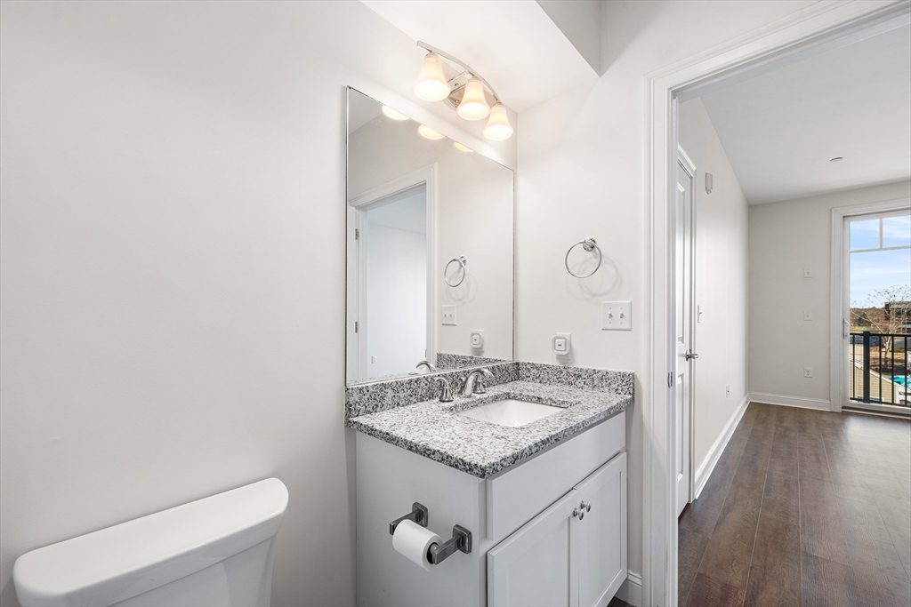 69 Foundry St #310 Wakefield, MA 01880