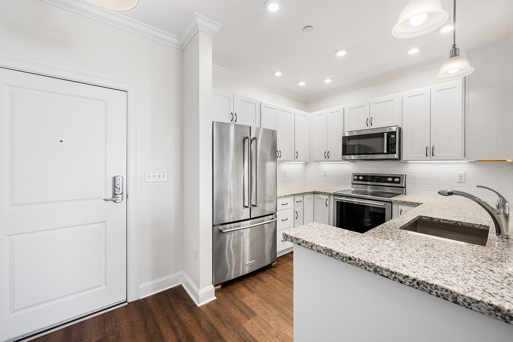 69 Foundry St #310 Wakefield, MA 01880