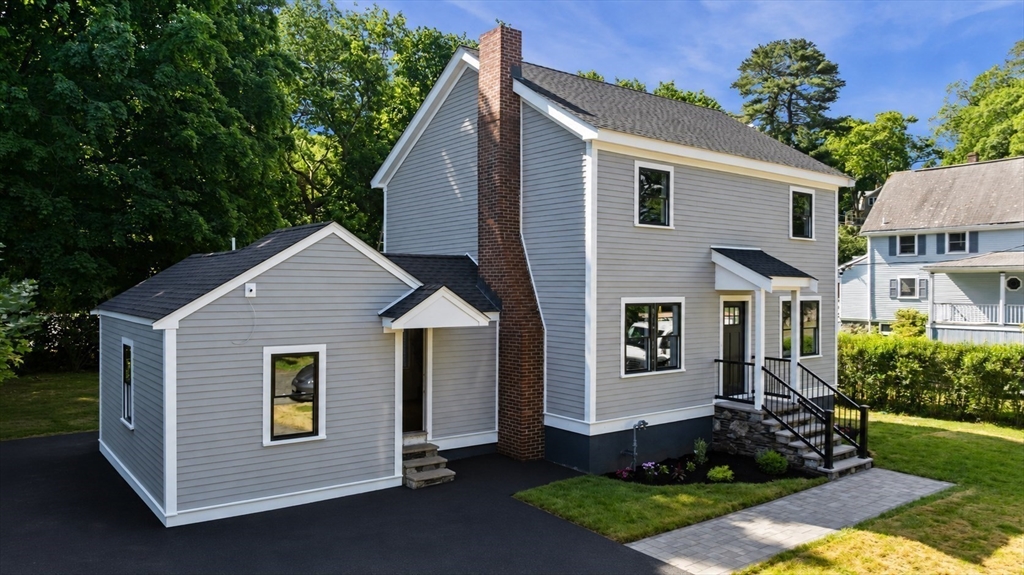 95 Greenwood Ave Wakefield, MA 01880