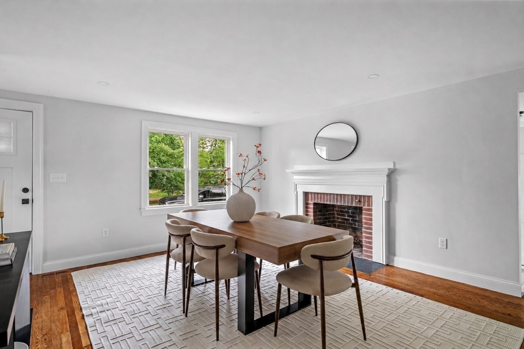 95 Greenwood Ave Wakefield, MA 01880
