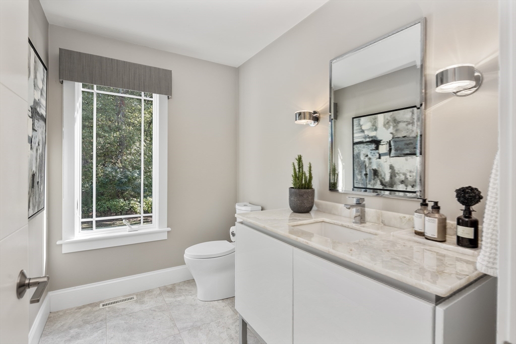 86 Black Rock Dr Hingham, MA 02043