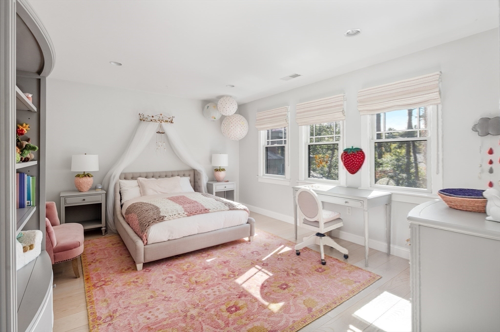 86 Black Rock Dr Hingham, MA 02043