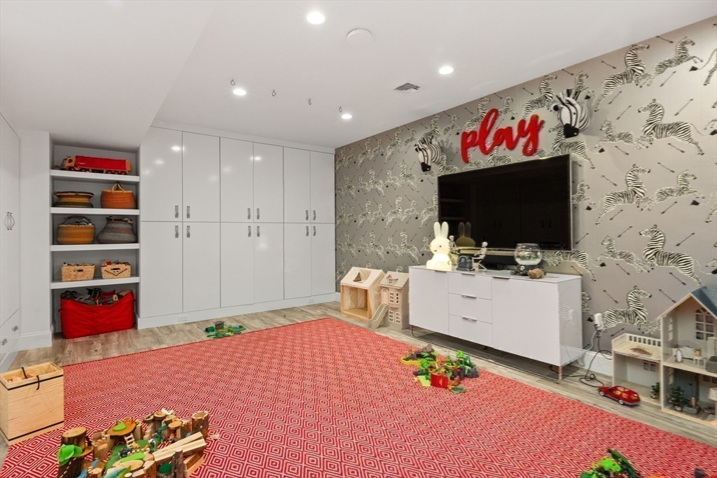 86 Black Rock Dr Hingham, MA 02043