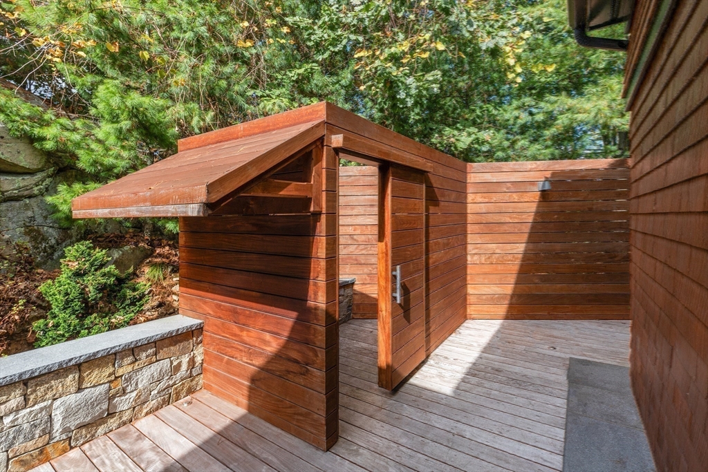 86 Black Rock Dr Hingham, MA 02043