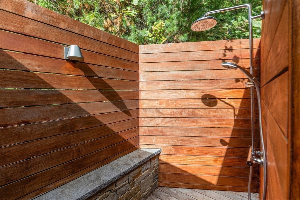 86 Black Rock Dr Hingham, MA 02043