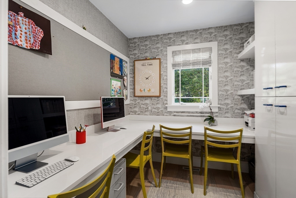 86 Black Rock Dr Hingham, MA 02043