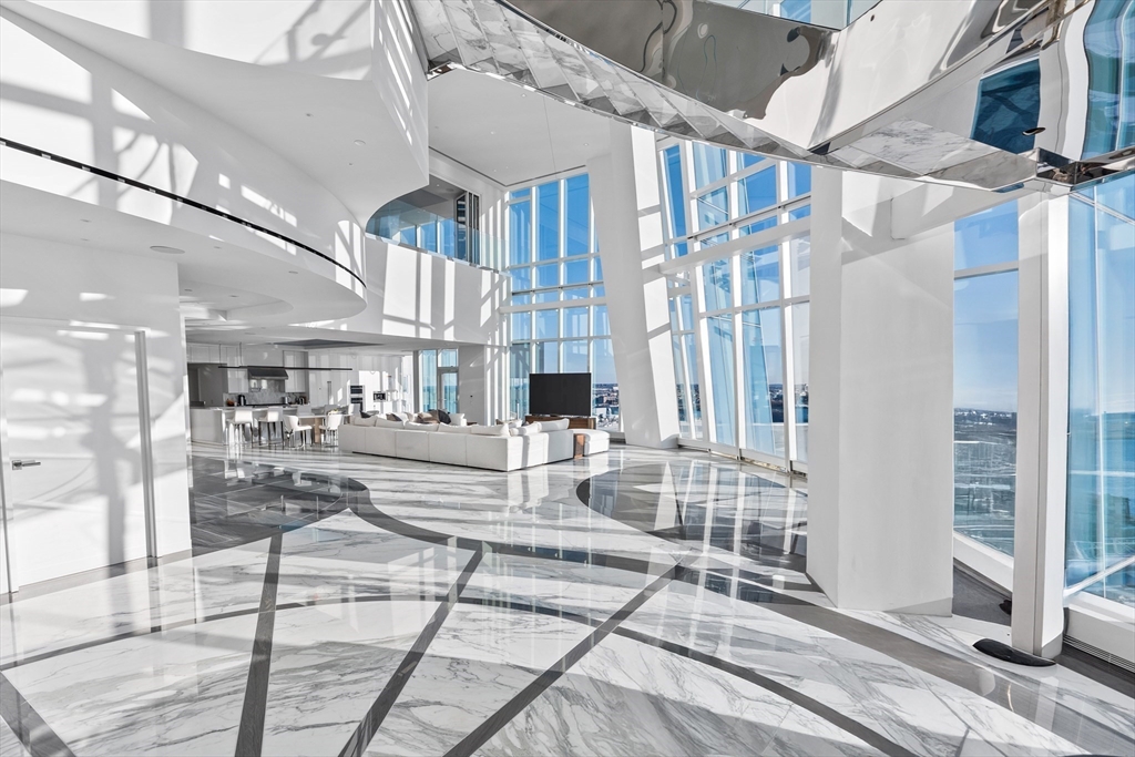 150 Seaport Blvd #GPH Boston, MA 02210