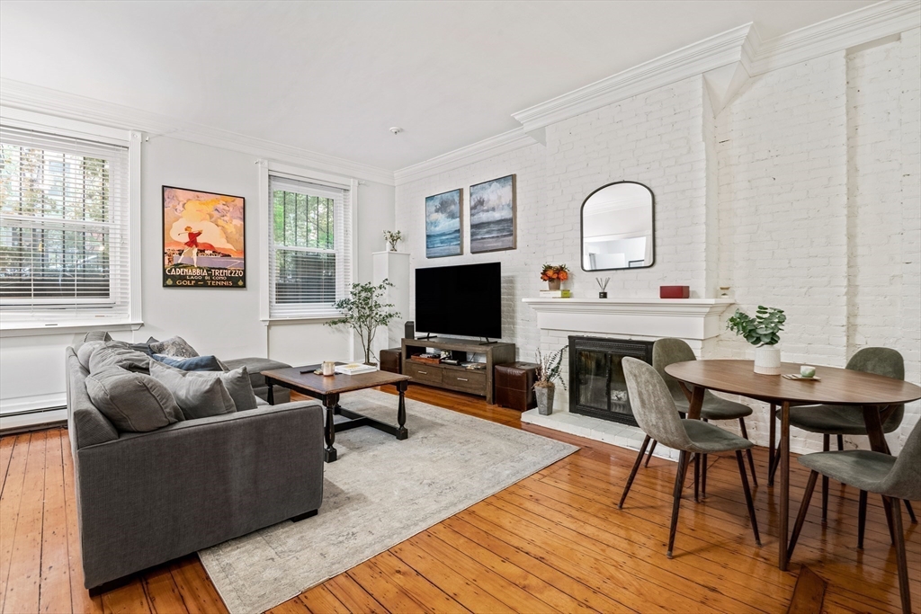 75 Marlborough St #1