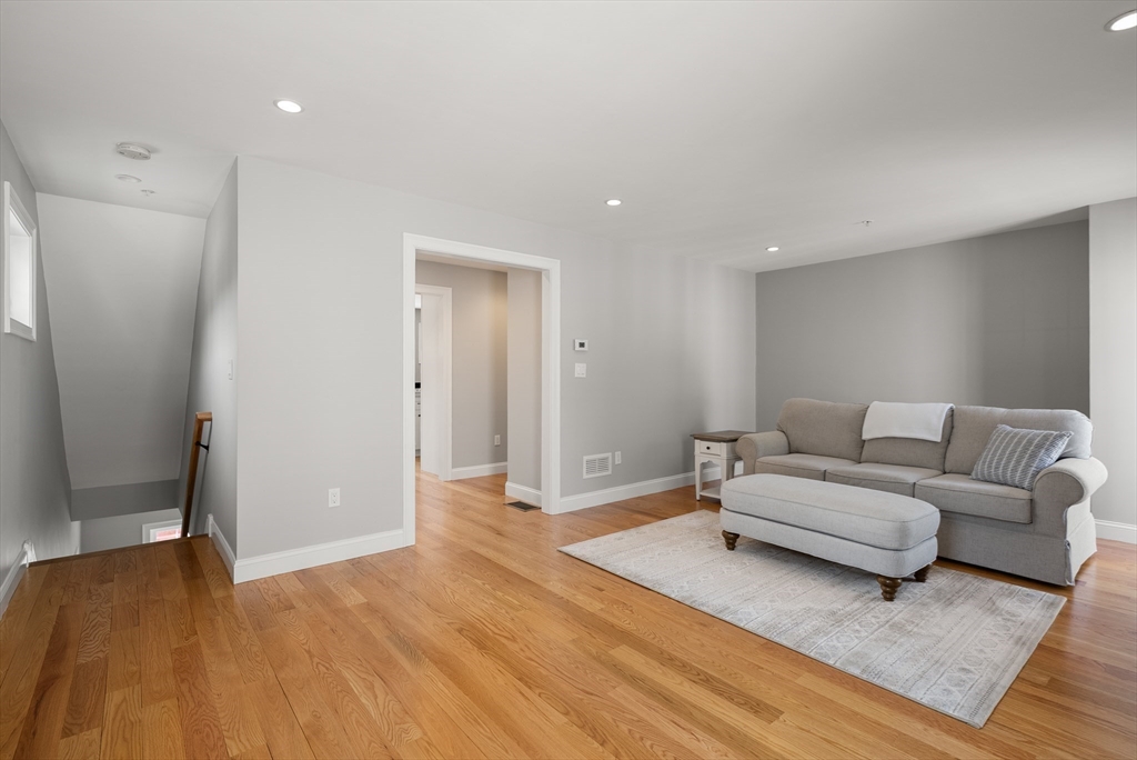 61 Vly St #1 Wakefield, MA 01880