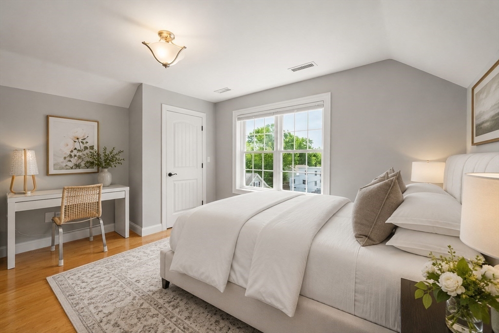 61 Vly St #1 Wakefield, MA 01880
