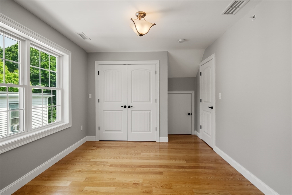61 Vly St #1 Wakefield, MA 01880