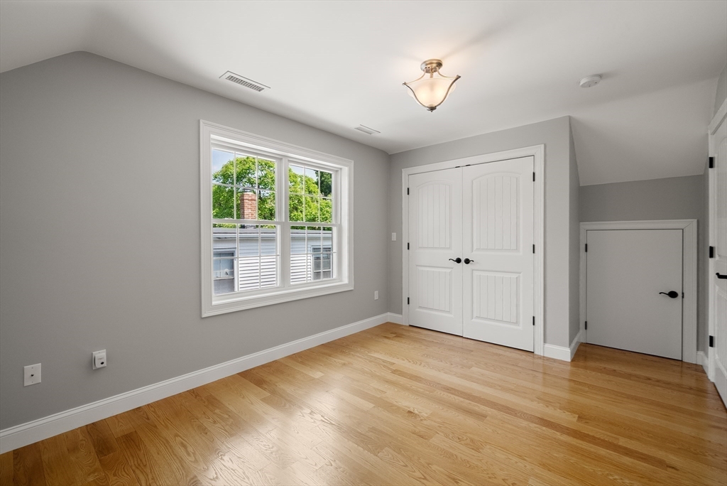 61 Vly St #1 Wakefield, MA 01880