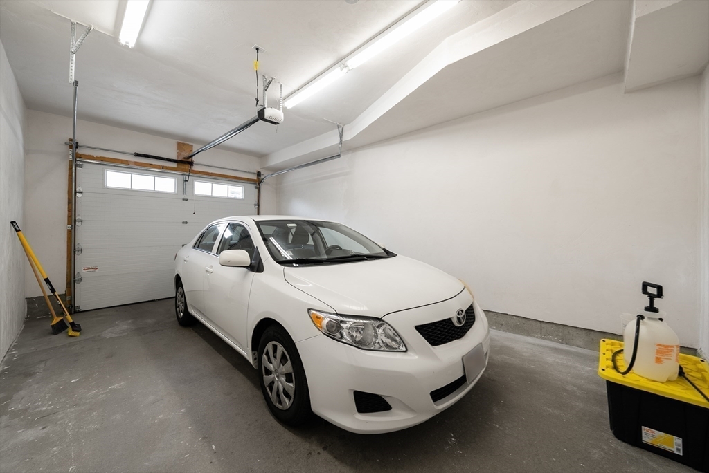 61 Vly St #1 Wakefield, MA 01880